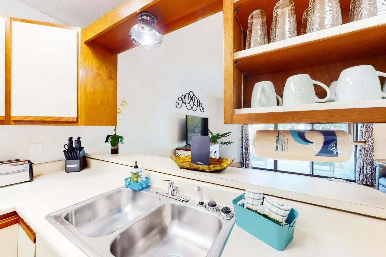 The Inn At St. Thomas Square #201 Panama City Beach Apartment