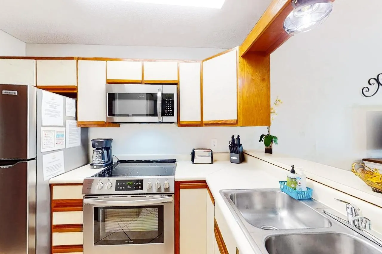 The Inn At St. Thomas Square #201 Panama City Beach Apartment