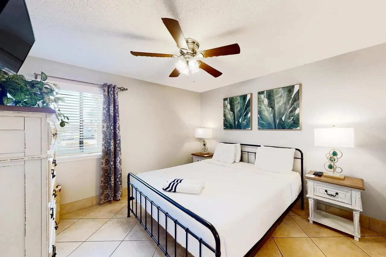 Apartment The Inn At St. Thomas Square #201 Panama City Beach