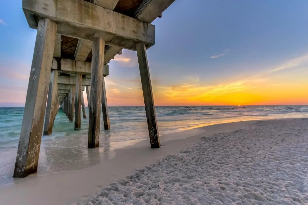 The Inn At St. Thomas Square #201 Panama City Beach Apartment